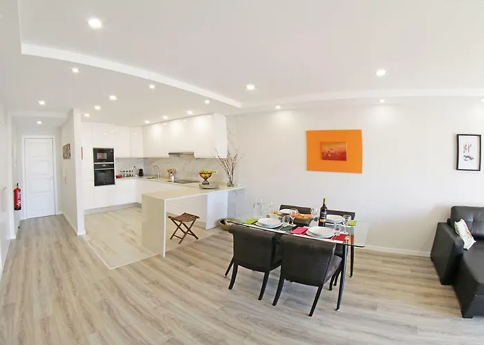 Between Golf And Appartement