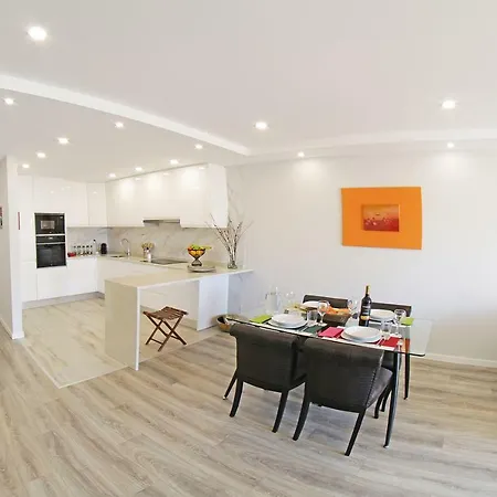 Between Golf And Apartment